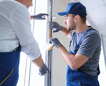 glass repair experts in Venice, FL